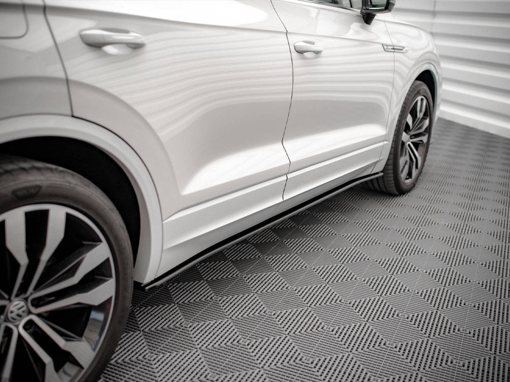 Side Skirts Diffusers Volkswagen Touareg R-Line Mk3