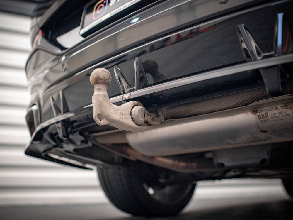 Central Rear Splitter (Vertical Bars) V.3 Bmw X6 M-Pack G06