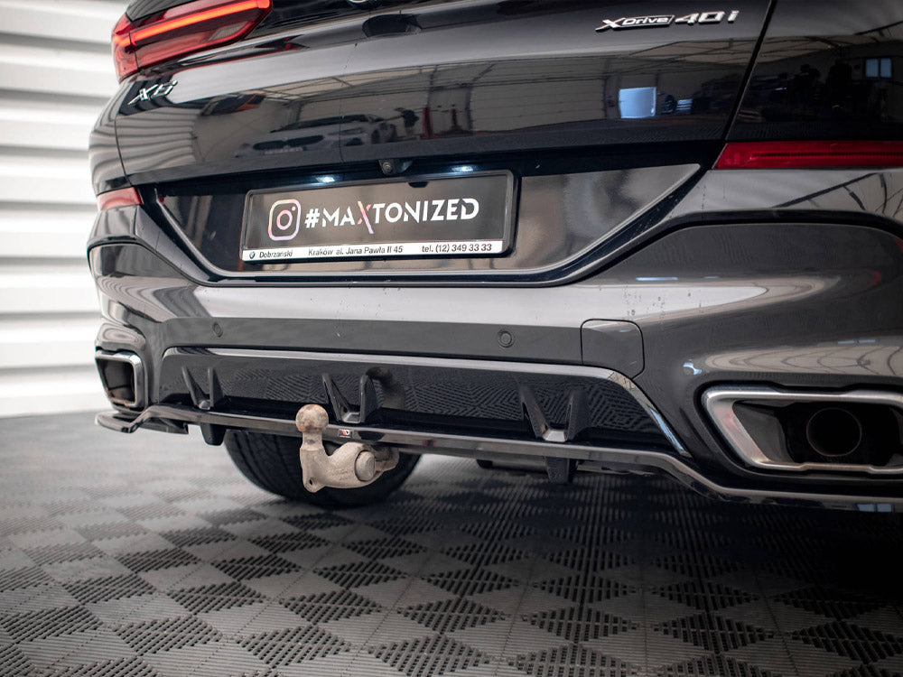 Central Rear Splitter (Vertical Bars) V.3 Bmw X6 M-Pack G06