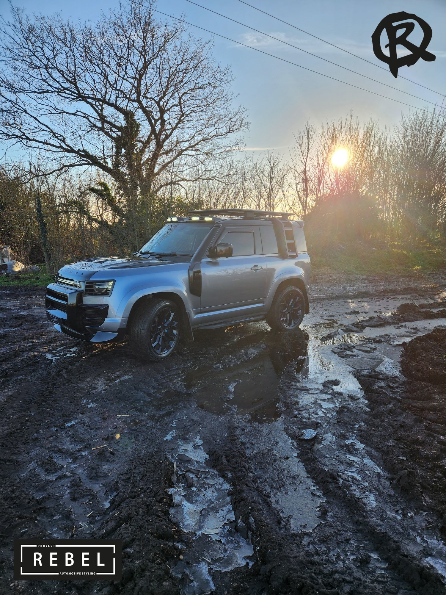 Defender L663 Front A Bar - Gloss Black