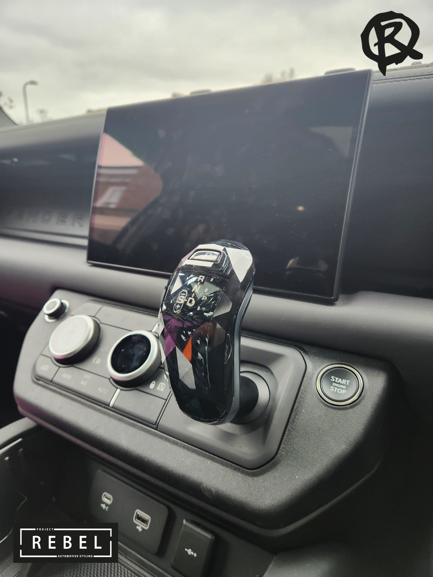 Defender L663 Black Crystal Gear Knob