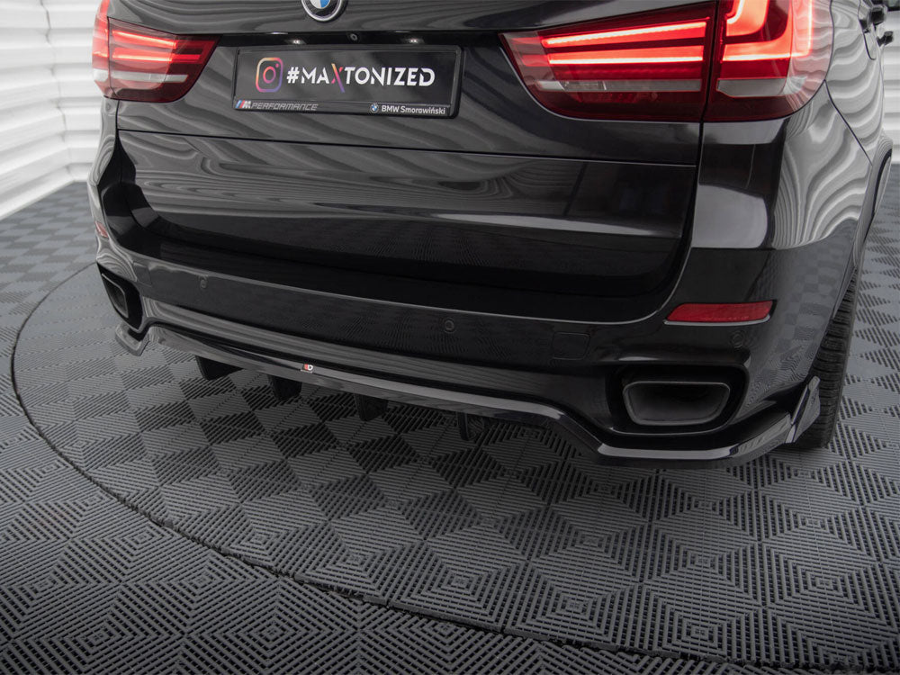 Central Rear Splitter (Vertical Bars) Bmw X5 M-Pack F15