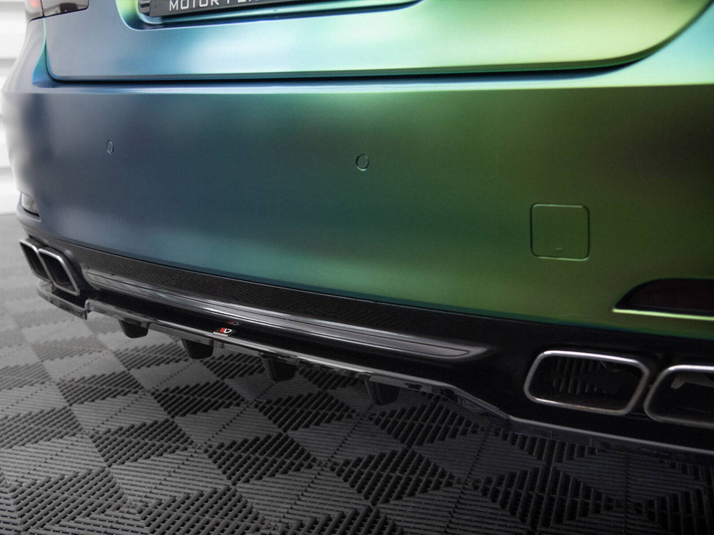 Central Rear Splitter (Vertical Bars) Bmw 7 F01