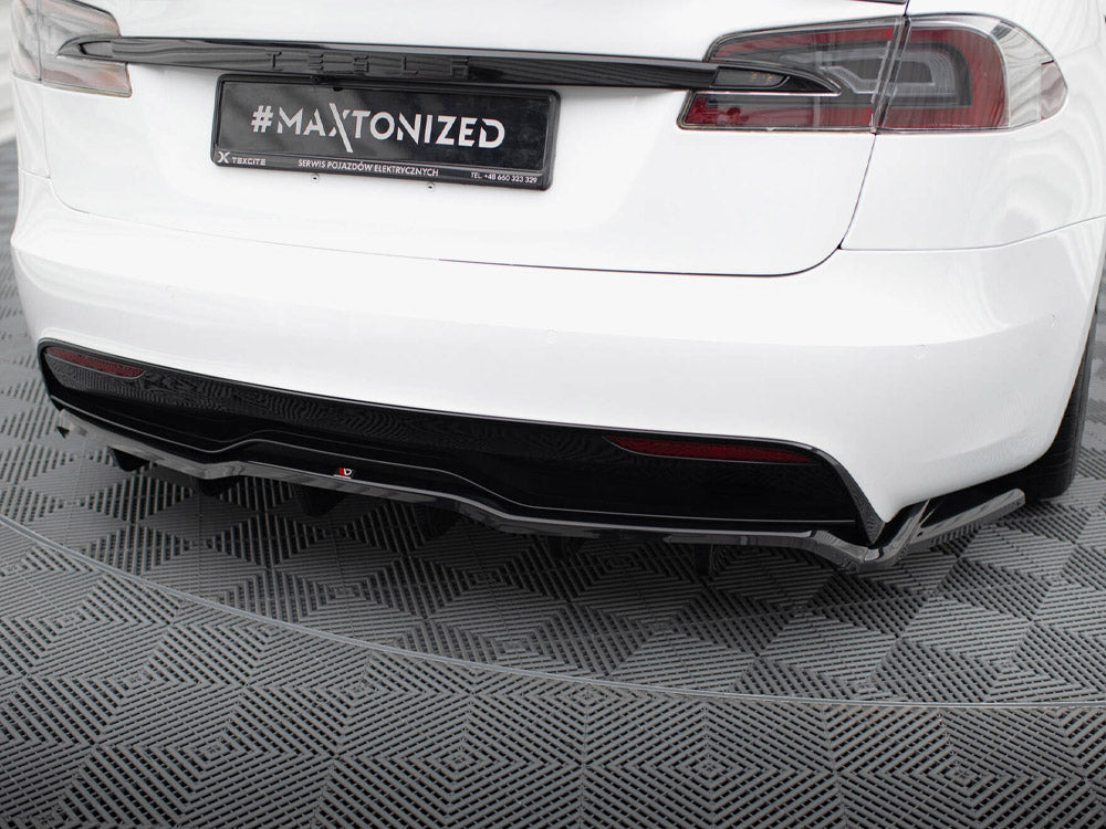 Rear Splitter (Vertical Bars) V.2 Tesla Model S Plaid Mk1 Facelift