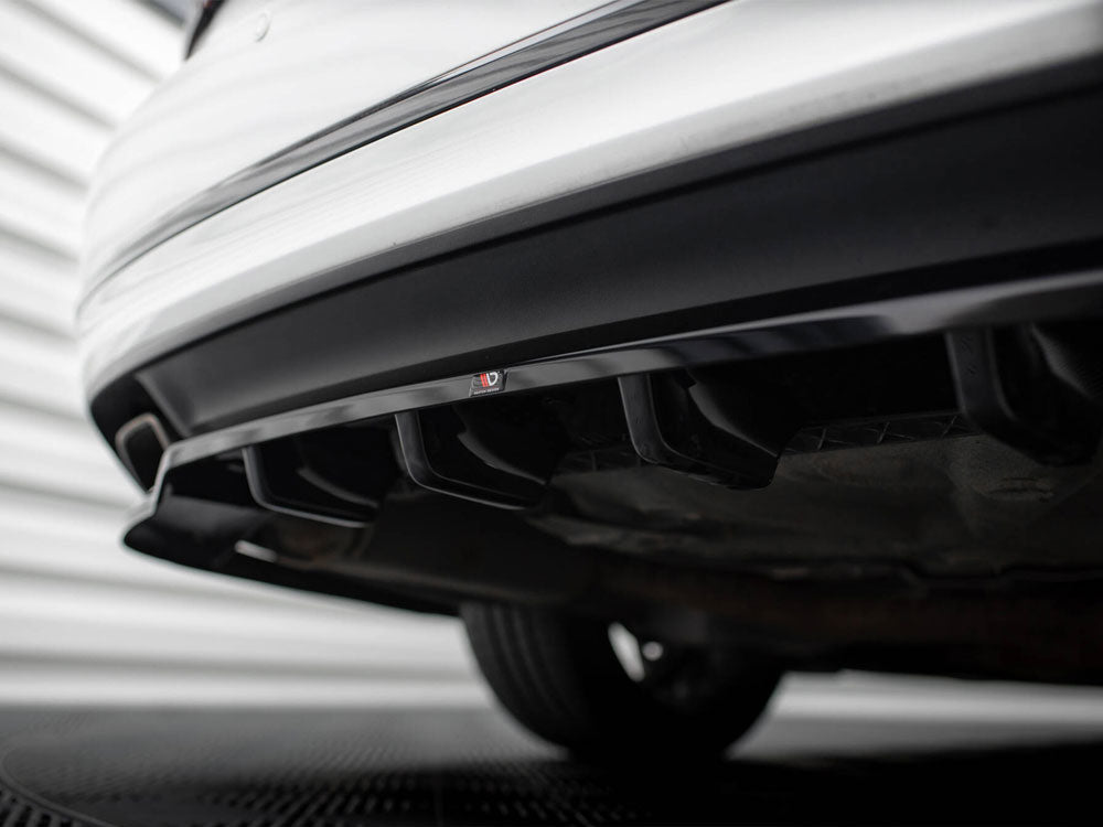 Rear Splitter (Vertical Bars) Volkswagen Passat Gt B8 Facelift Usa