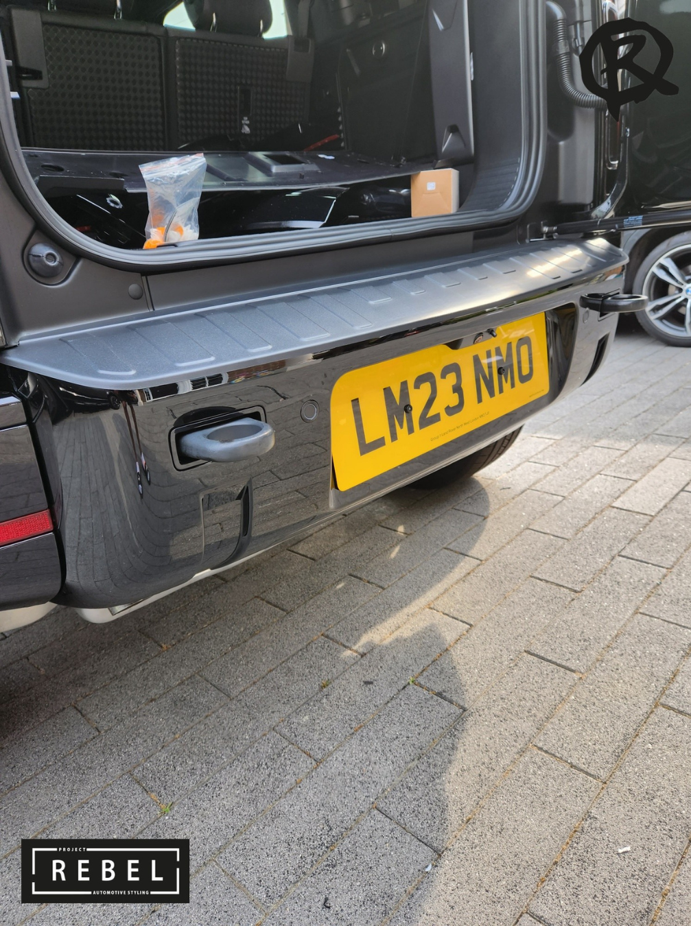 Defender L663 XL Bumper Protector - Black / Silver