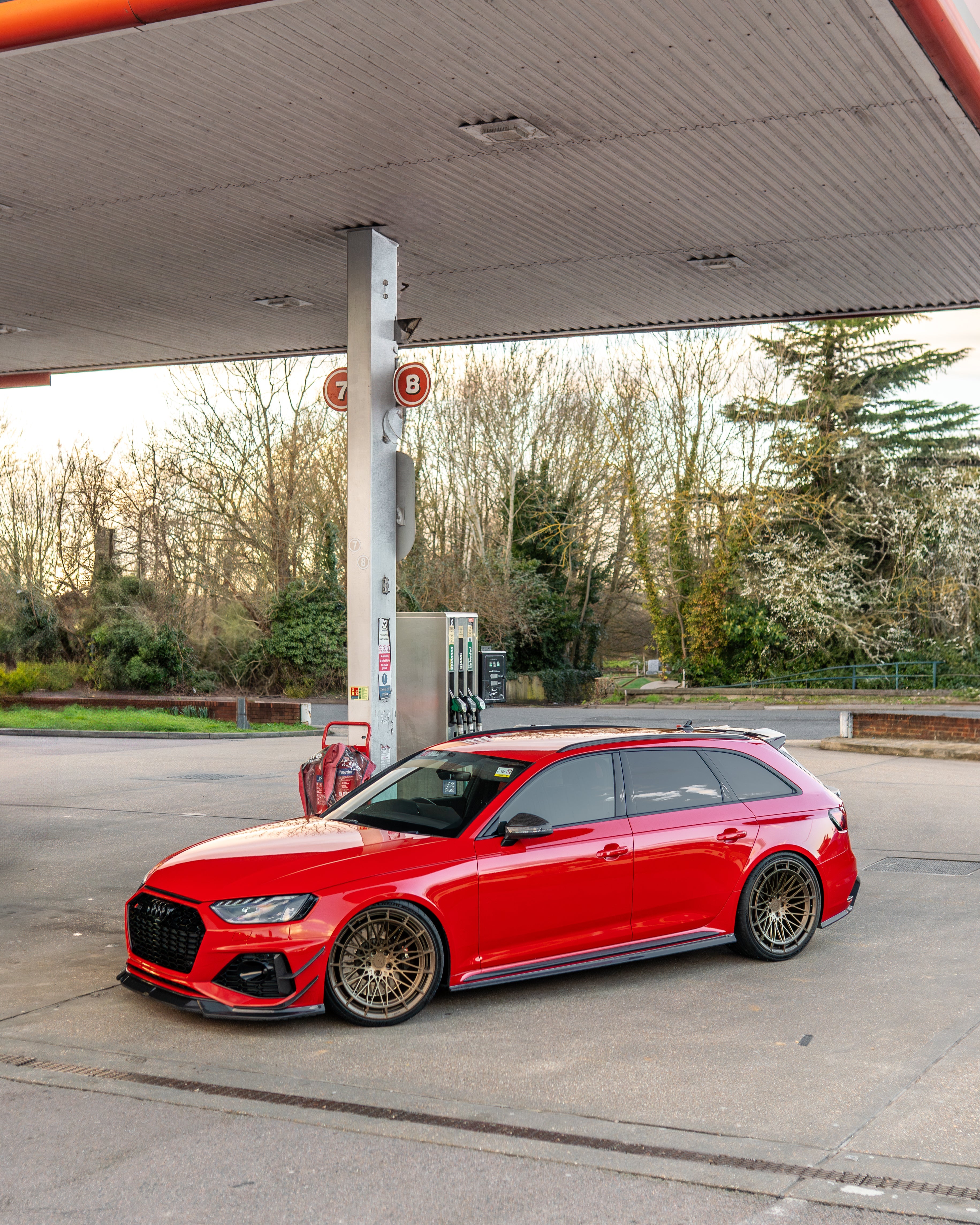 AUDI RS4 B9.5 CARBON FIBRE SIDE SKIRTS - CT DESIGN