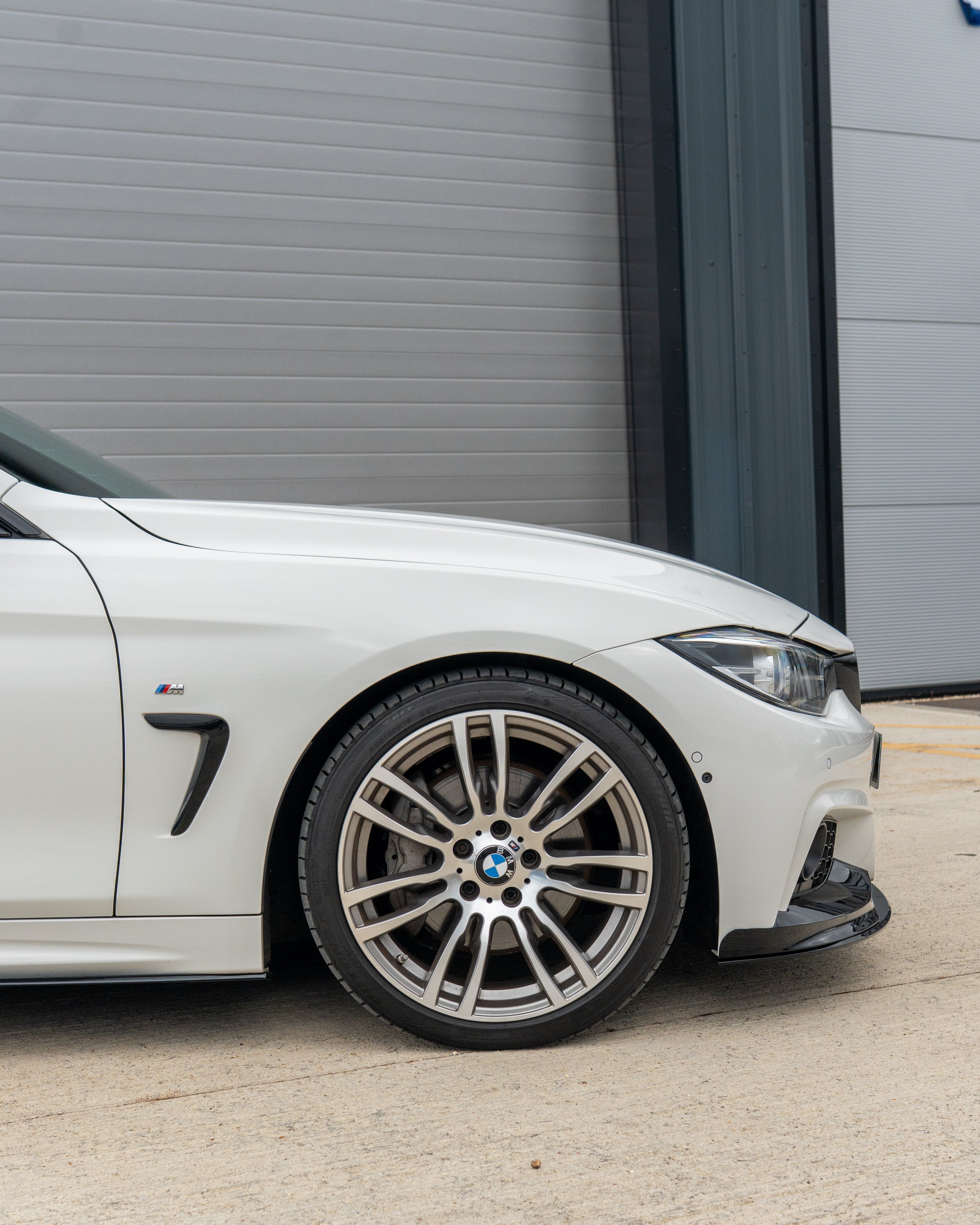 BMW 4 SERIES F32/F33/F36 GLOSS BLACK SPLITTER - MP STYLE - BLAK BY CT CARBON