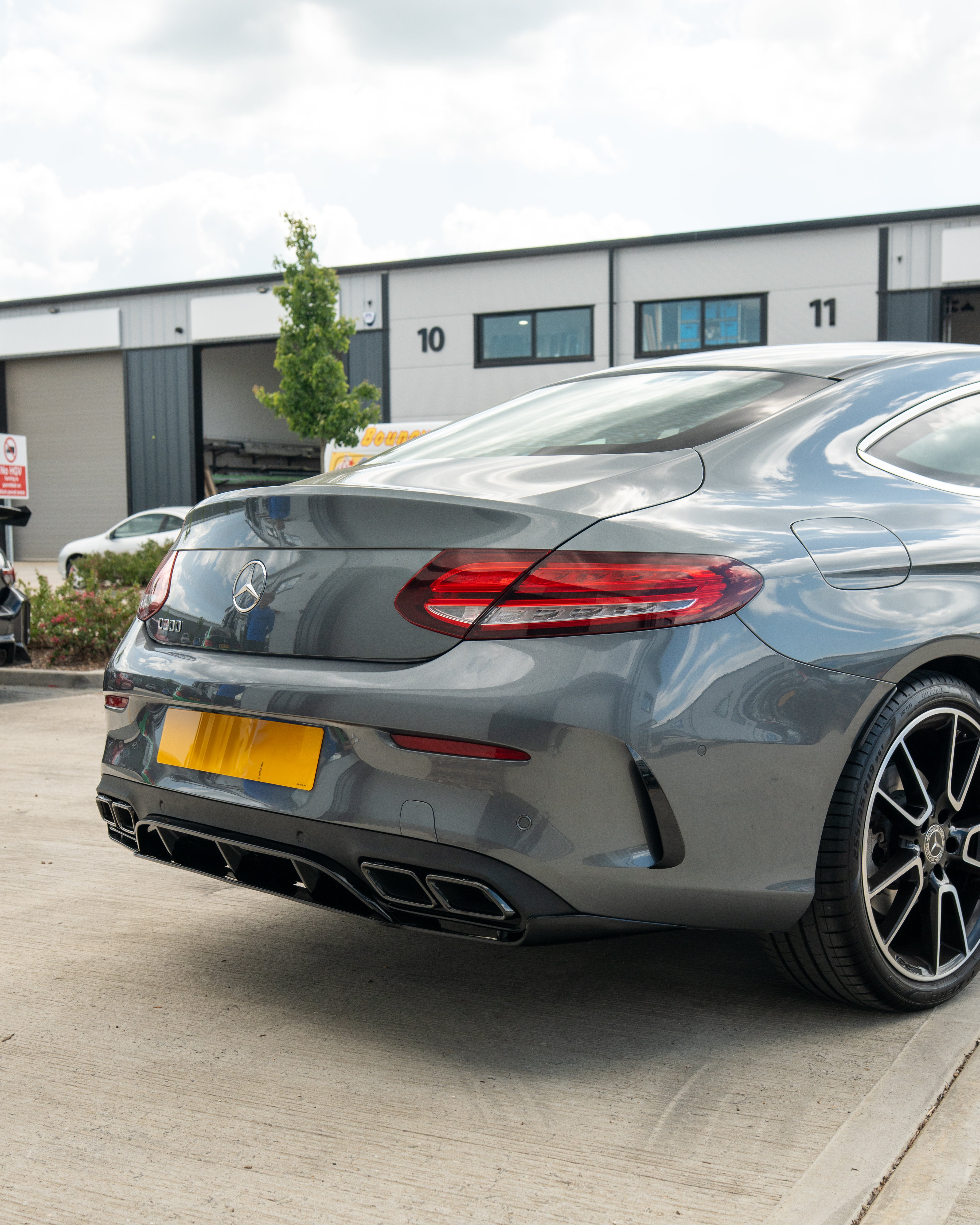 MERCEDES C-CLASS COUPE W205 GLOSS BLACK DIFFUSER & BLACK TIPS