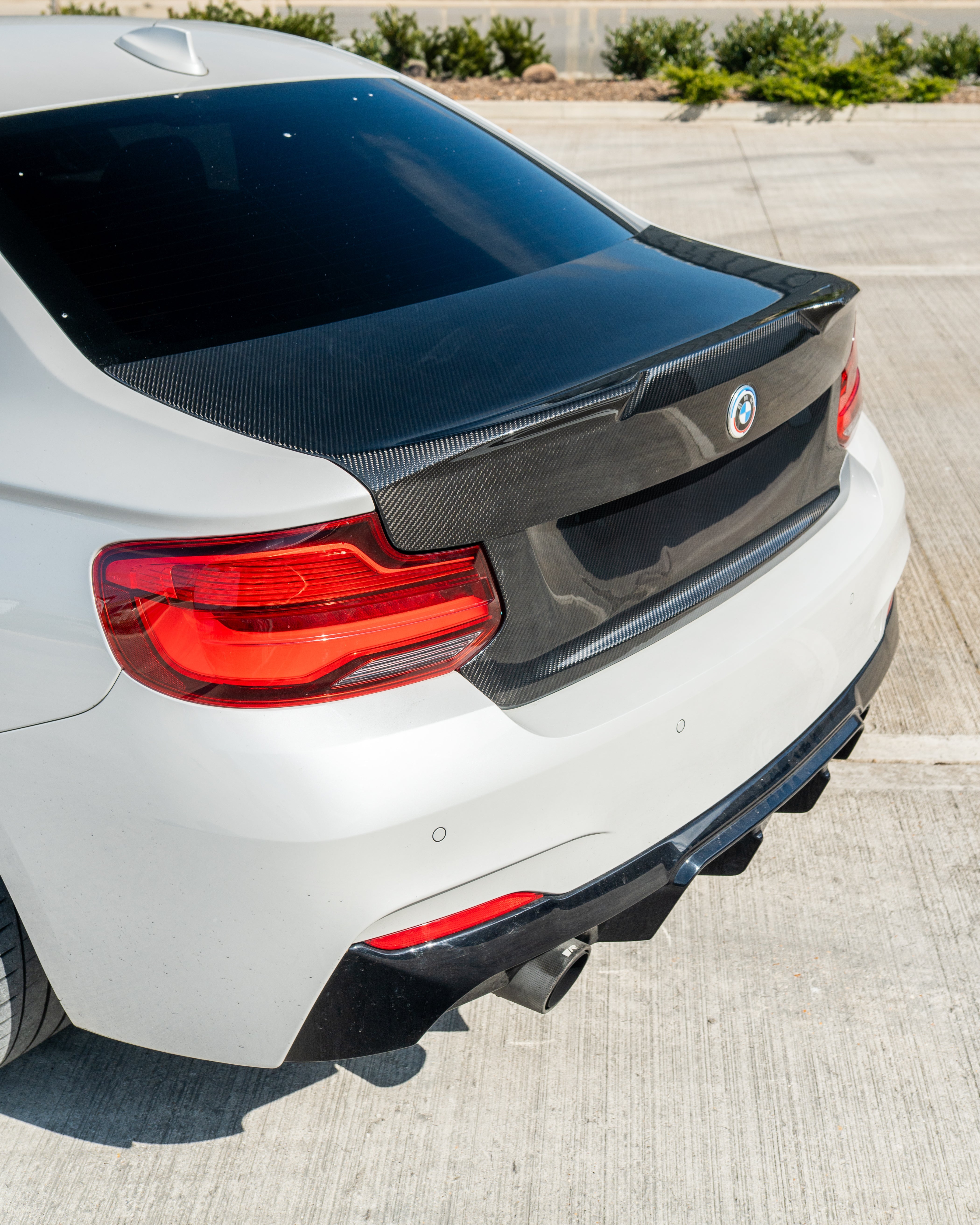 BMW M2 / M2C F87 & F22 2 SERIES CARBON FIBRE BOOTLID