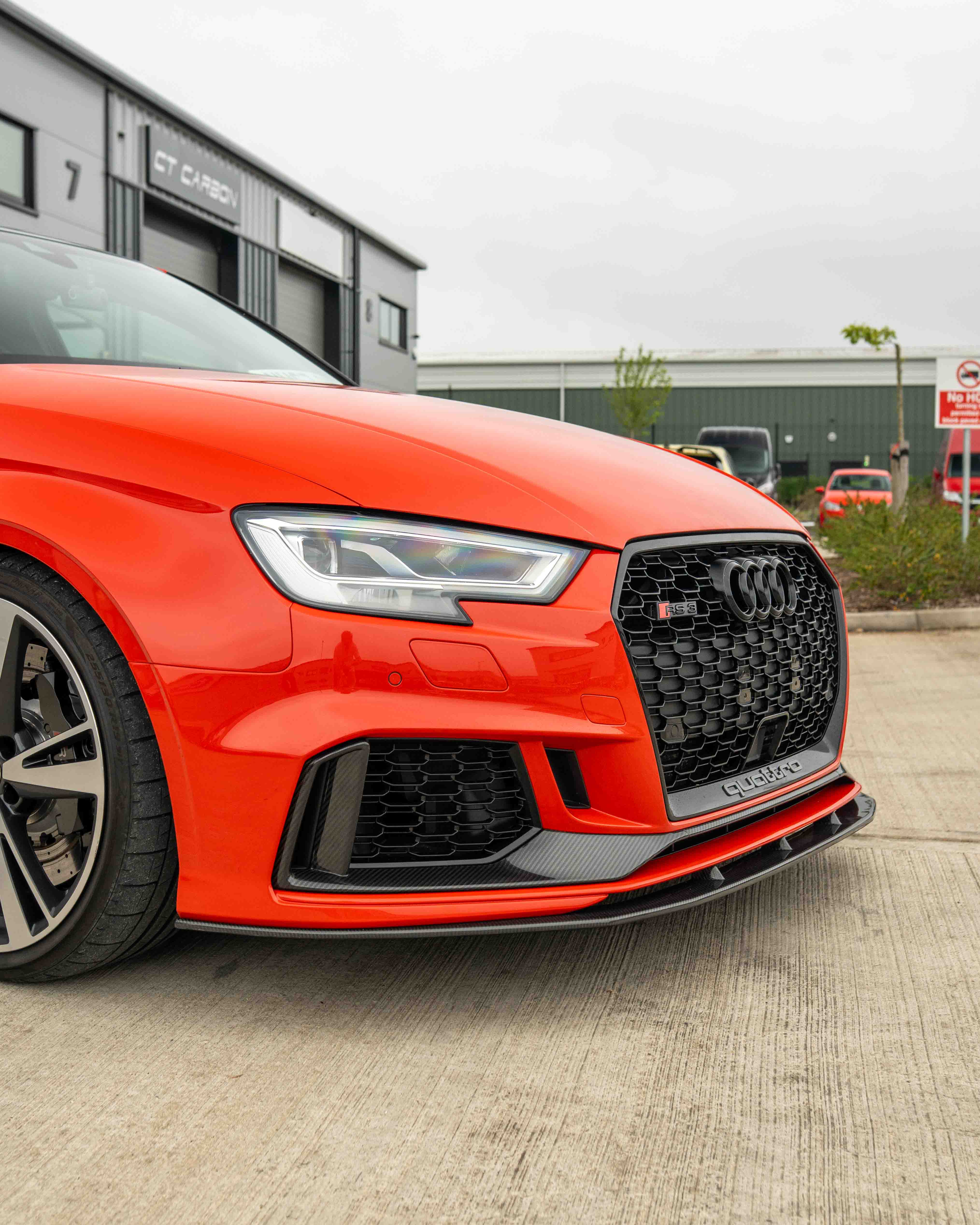 AUDI RS3 8V SALOON CARBON FIBRE SPLITTER