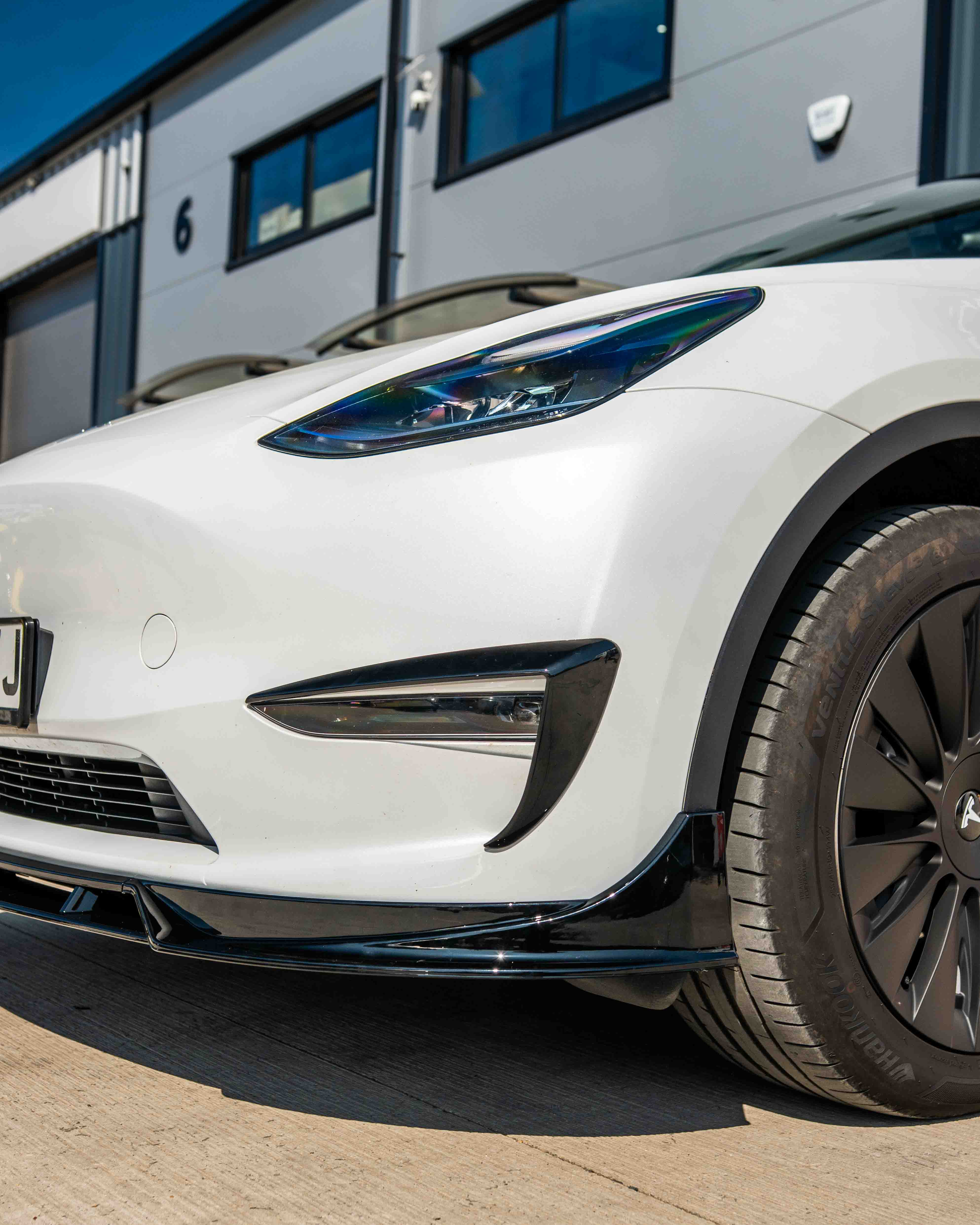 TESLA MODEL Y FULL GLOSS BLACK KIT - BLAK BY CT CARBON