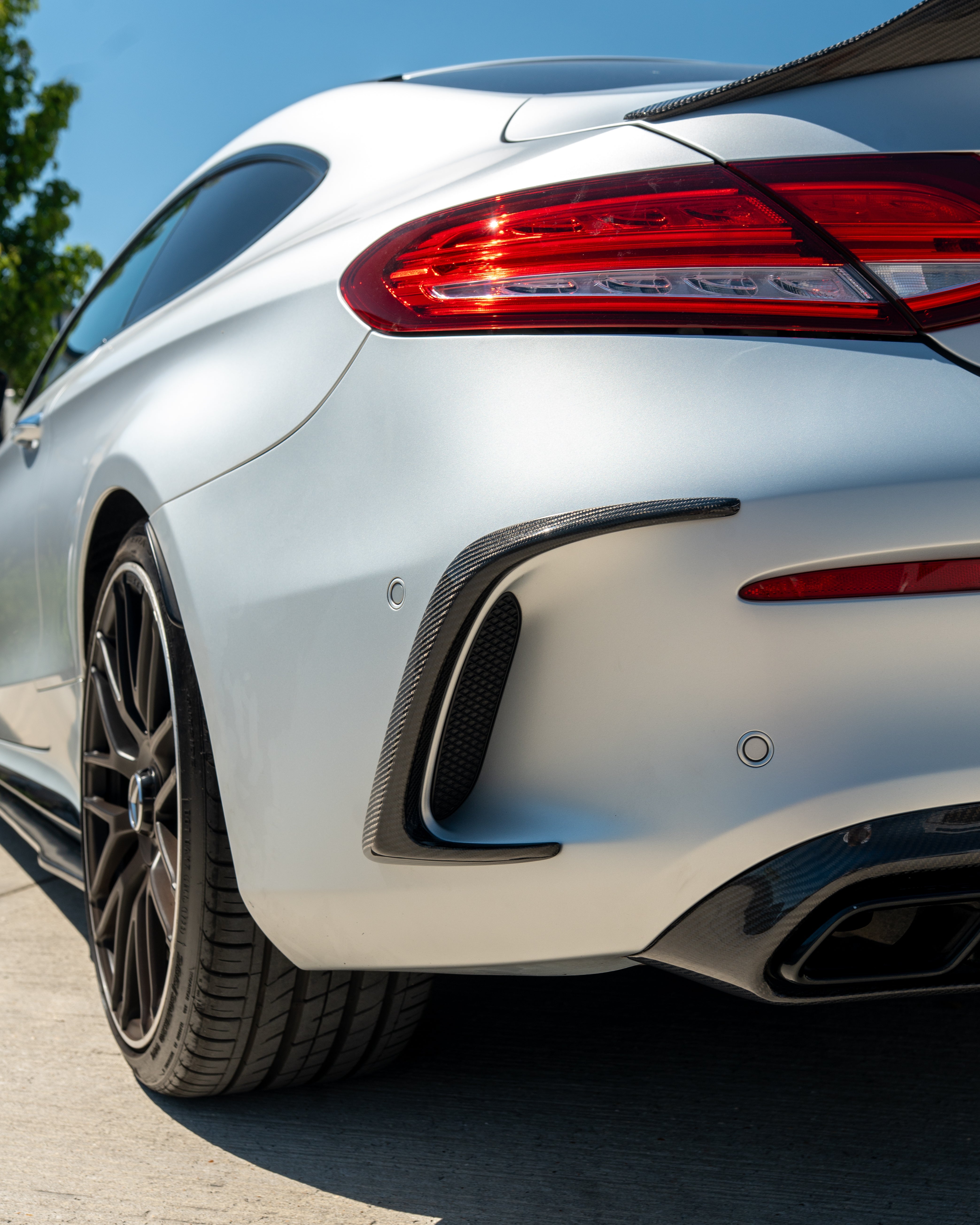 MERCEDES W205 C63 & C63S COUPE 2DR REAR BUMPER CARBON FIBRE CANARDS