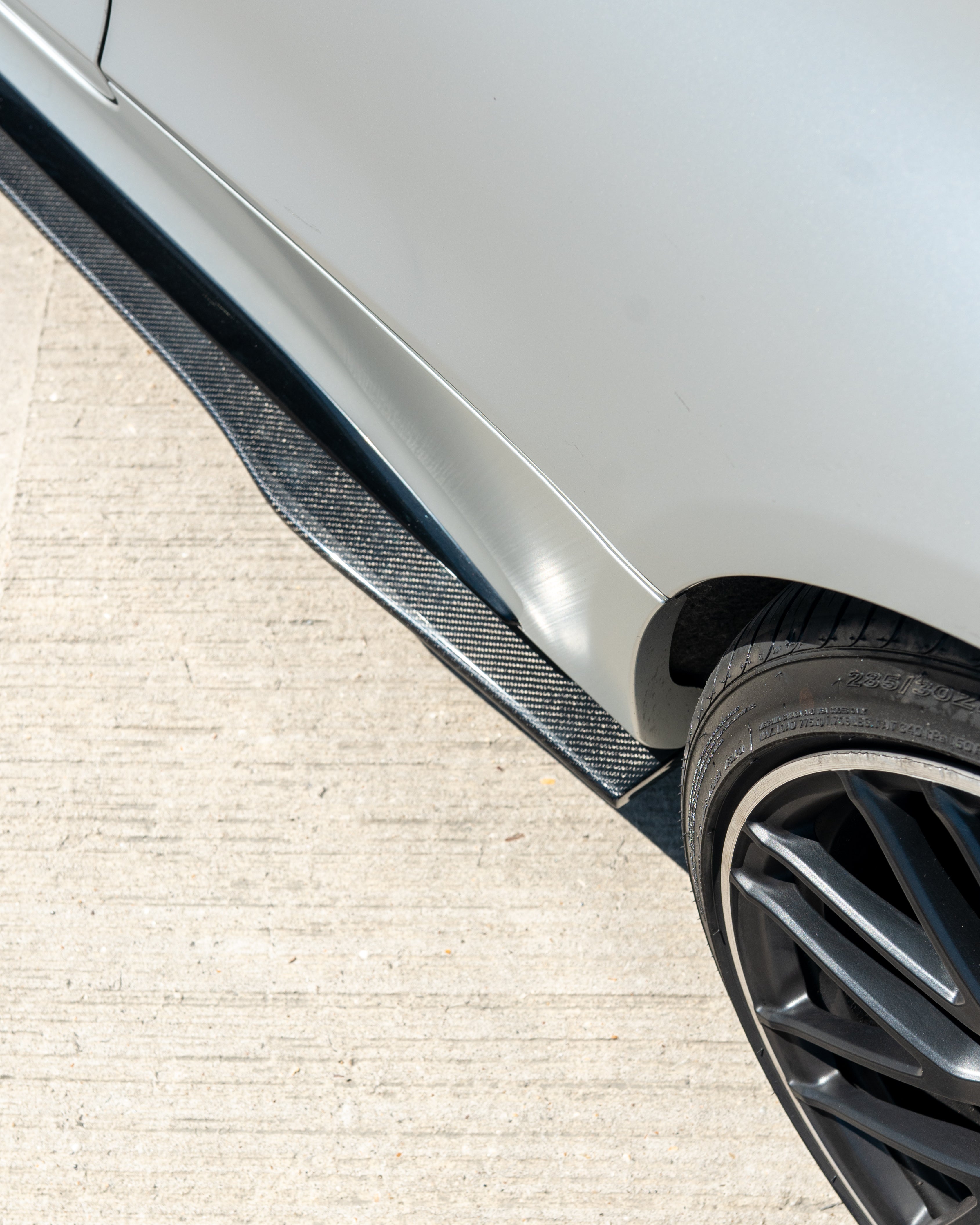 MERCEDES W205 C63 & C63S COUPE 2DR & SALOON 4DR CARBON SIDE SKIRTS - D STYLE