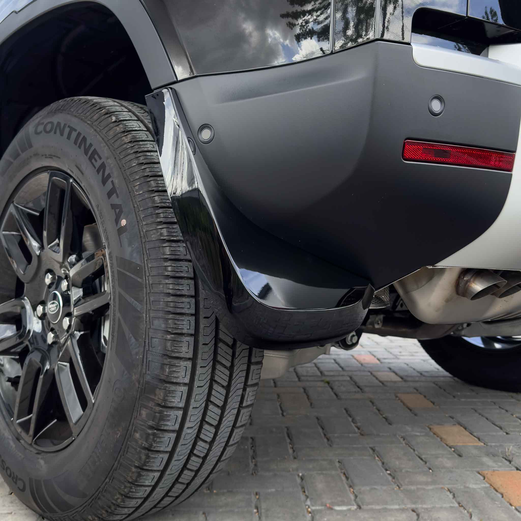 LAND ROVER DEFENDER L663 110 & 90 GLOSS BLACK MUD FLAPS