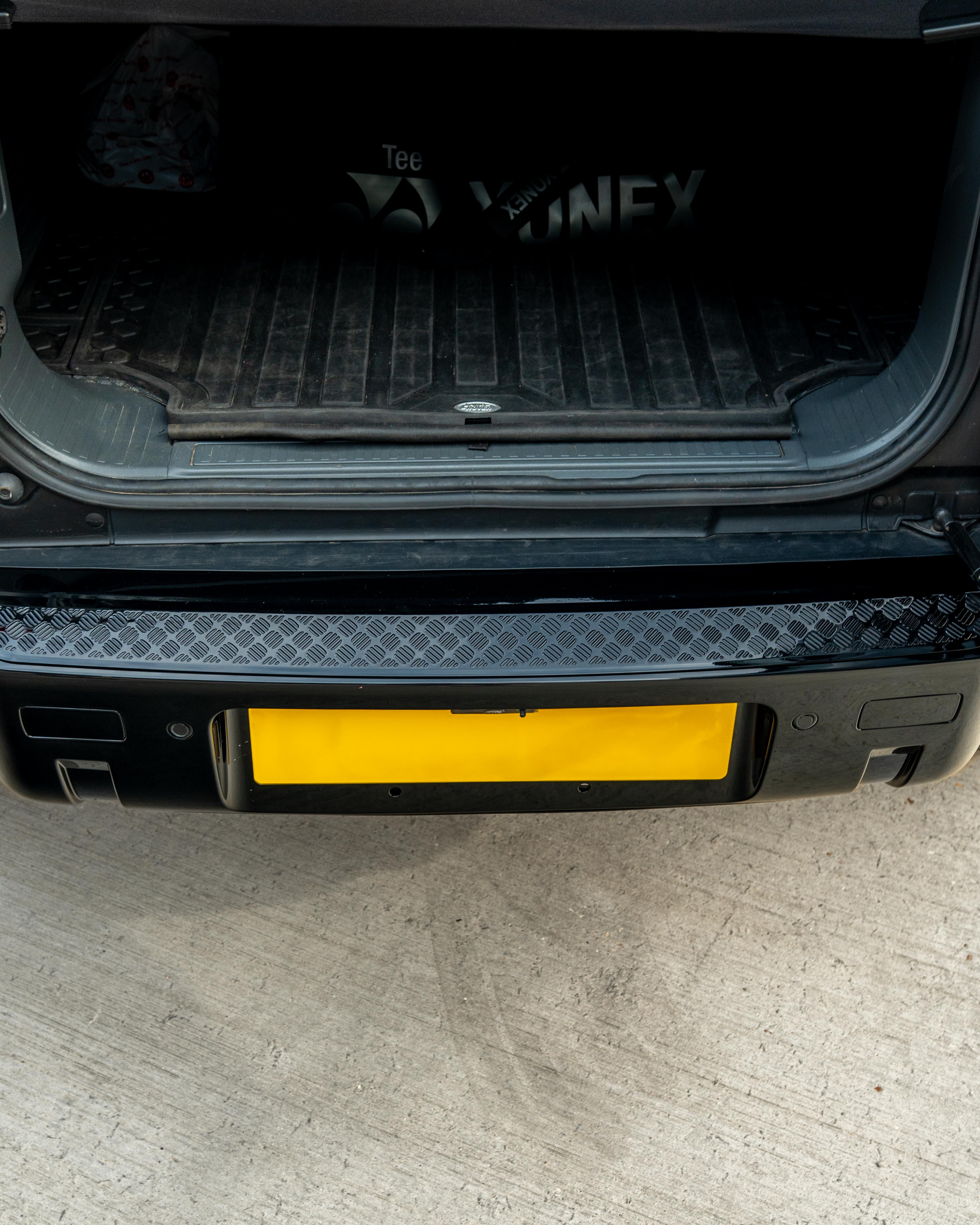 LAND ROVER DEFENDER L663 110 GLOSS BLACK ANTI SCRATCH TRIM SET