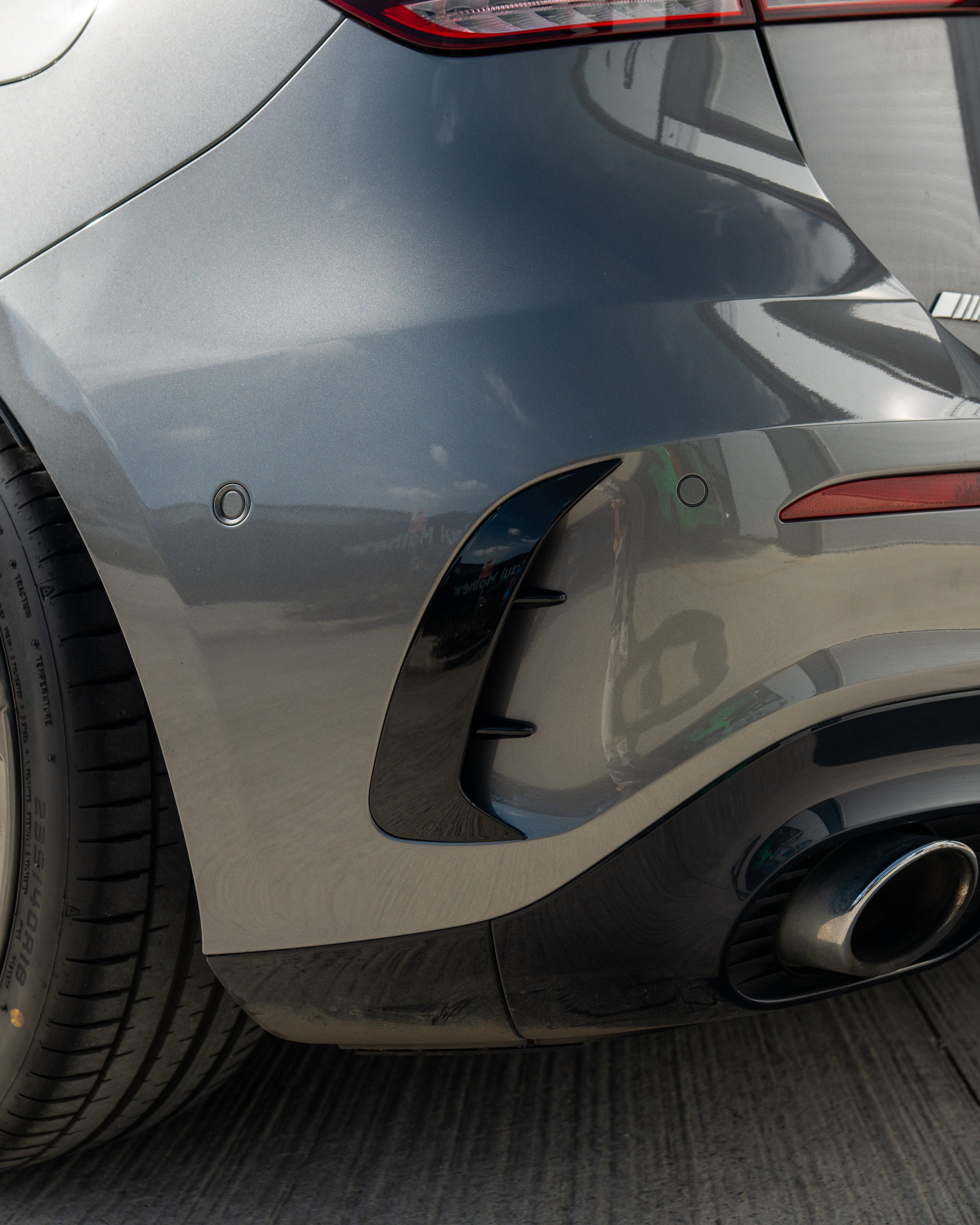 MERCEDES A-CLASS A35 W177 2018+ GLOSS BLACK REAR BUMPER CORNERS