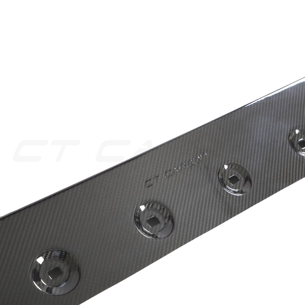 PORSCHE 911 992 TURBO S CARBON FIBRE SIDE SKIRTS - CT DESIGN