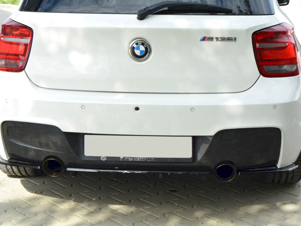 Central Rear Splitter (Vertical Bars) Bmw 1 F20 / F21