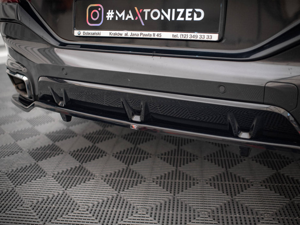 Central Rear Splitter (Vertical Bars) V.3 Bmw X6 M-Pack G06