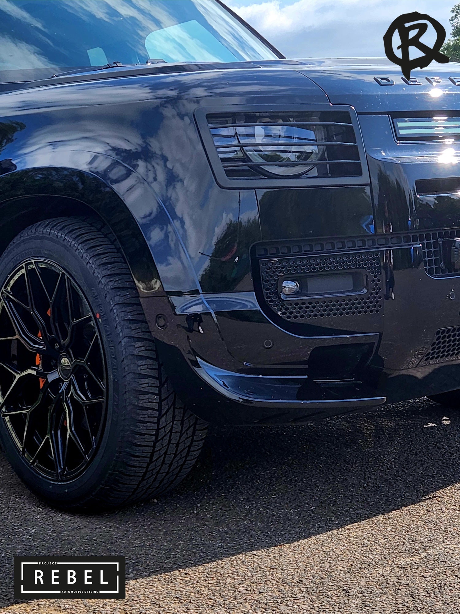 Defender L663 6 Piece Gloss Black Styling Pack - Front Canards, Side + Bonnet Vents
