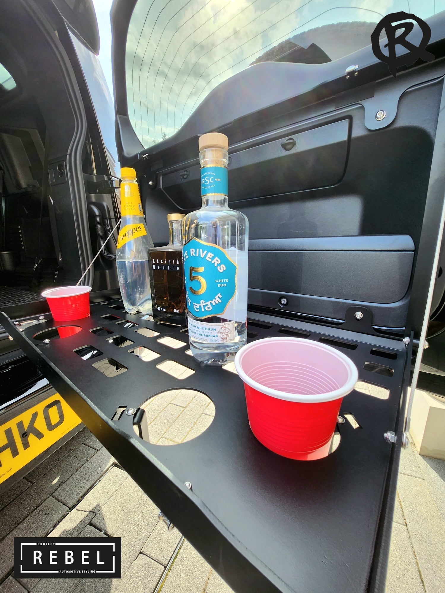 Defender rear door table