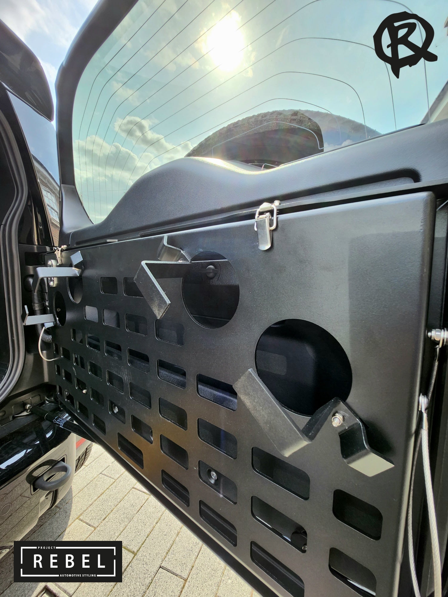 Defender Rear door Black table