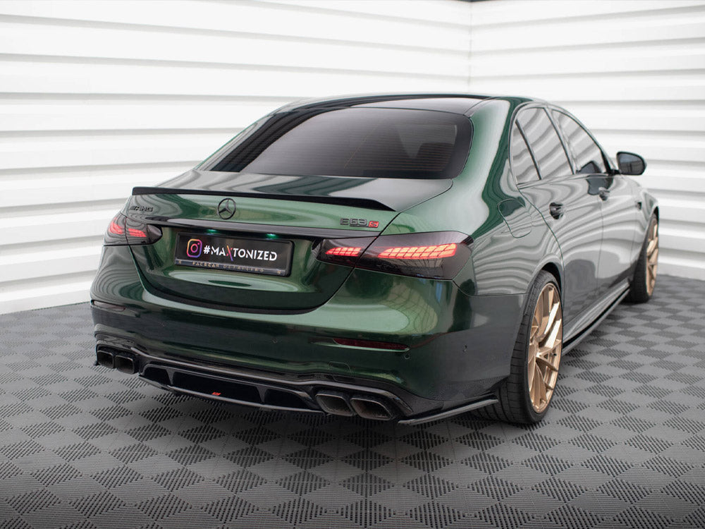 Central Rear Splitter (Vertical Bars) Mercedes-AMG E63 W213 Facelift