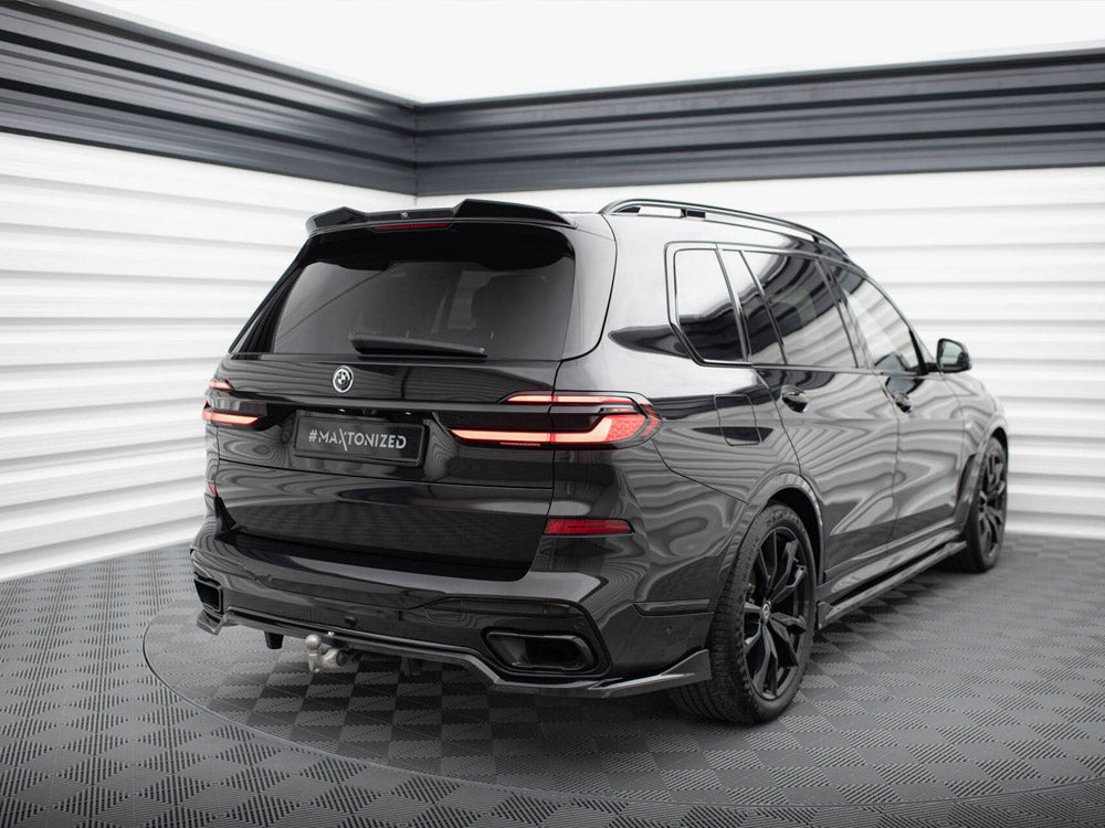 Central Rear Splitter (Vertical Bars) Bmw X7 M-Pack G07 Facelift