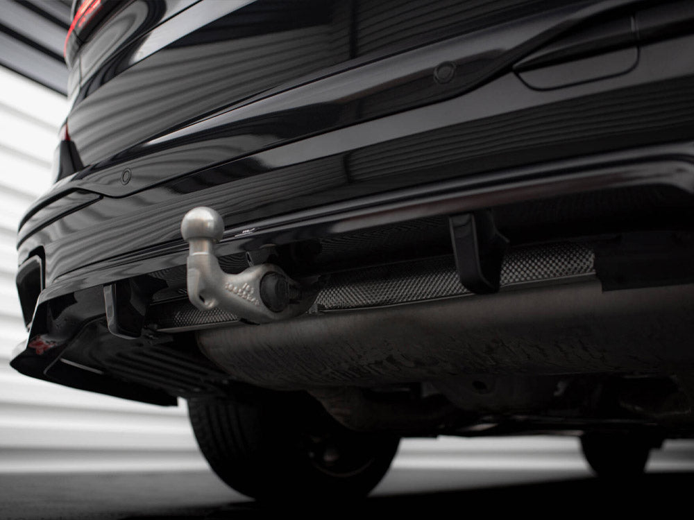 Central Rear Splitter (Vertical Bars) Bmw X7 M-Pack G07 Facelift