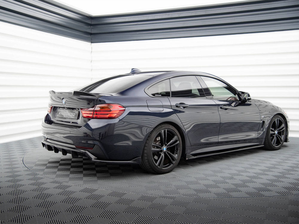 Central Rear Splitter (Vertical Bars) Bmw 4 Coupe / Gran Coupe / Cabrio M-Pack F32 / F36 / F33