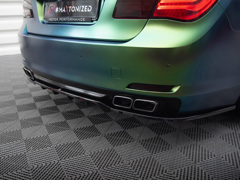 Central Rear Splitter (Vertical Bars) Bmw 7 F01