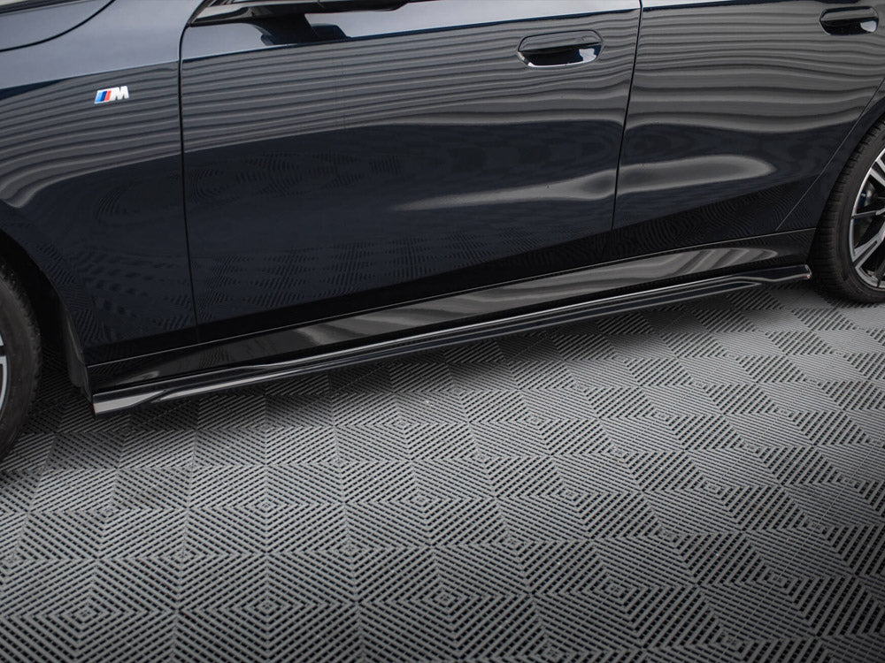 Side Skirts Diffusers V.1 Bmw 5 M-Pack G60