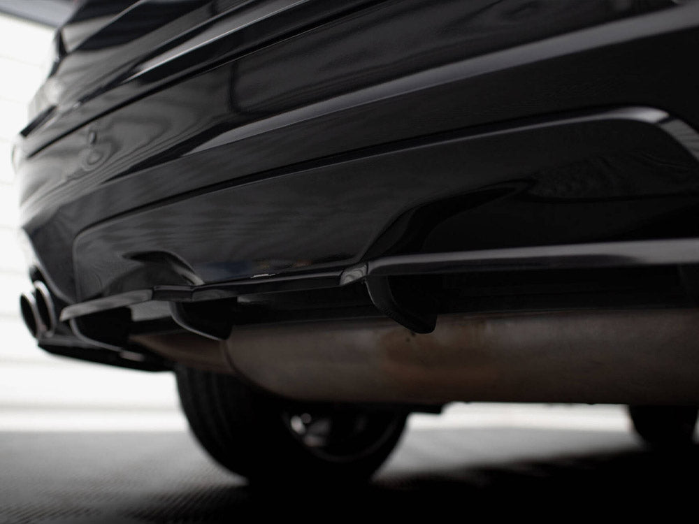 Central Rear Splitter (Vertical Bars) Bmw X4 M-Pack