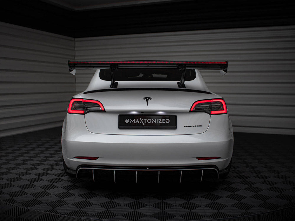 Carbon Spoiler + LED Tesla Model 3