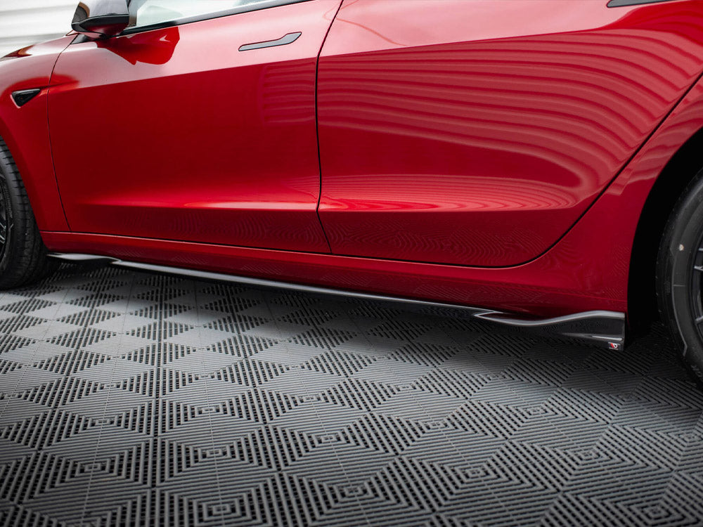 Side Skirts Diffusers V.1 Tesla Model 3 FL Project Highland