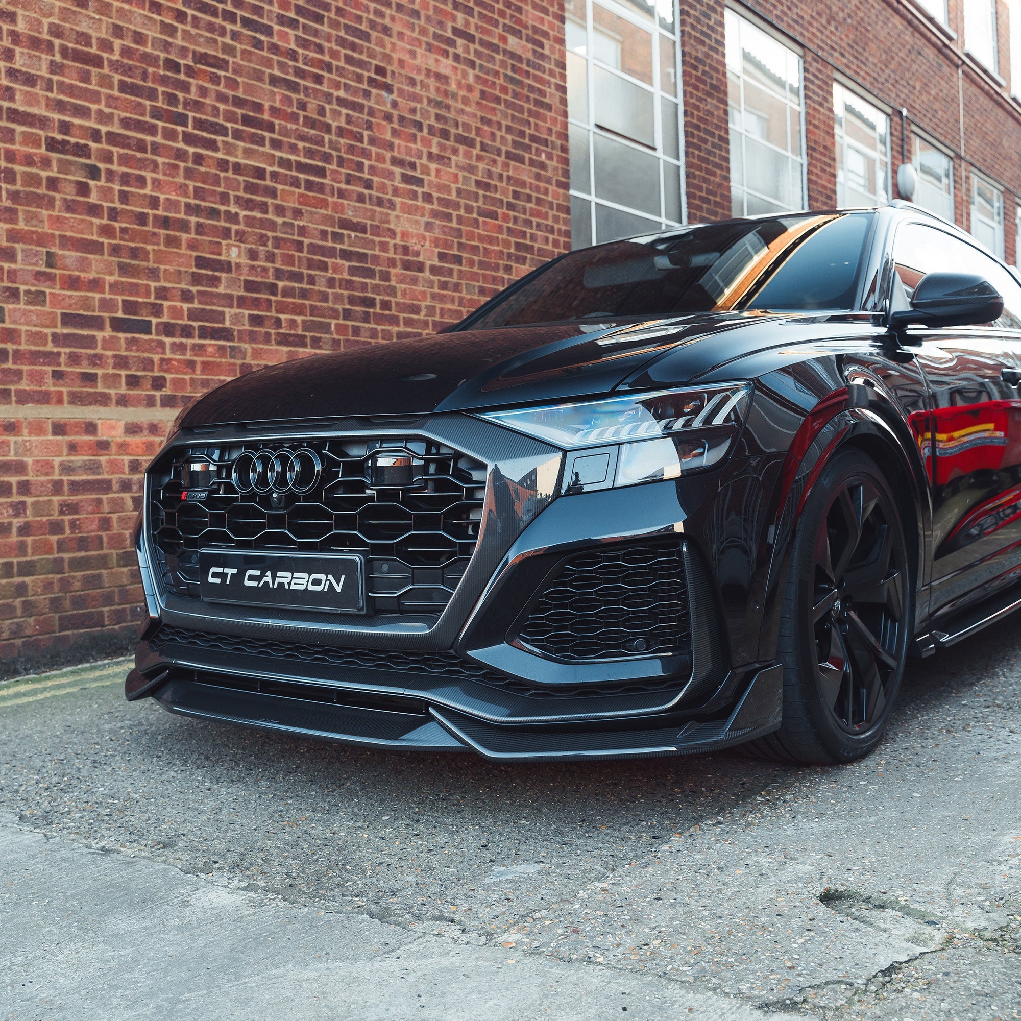 AUDI RSQ8 2020-2025 CARBON FIBRE FULL KIT - CT DESIGN