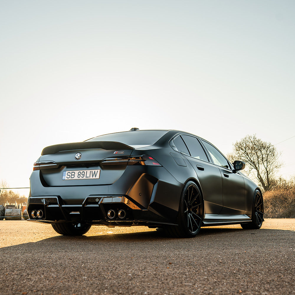BMW G90/G99 M5 2024+ CARBON FIBRE DIFFUSER - CT DESIGN