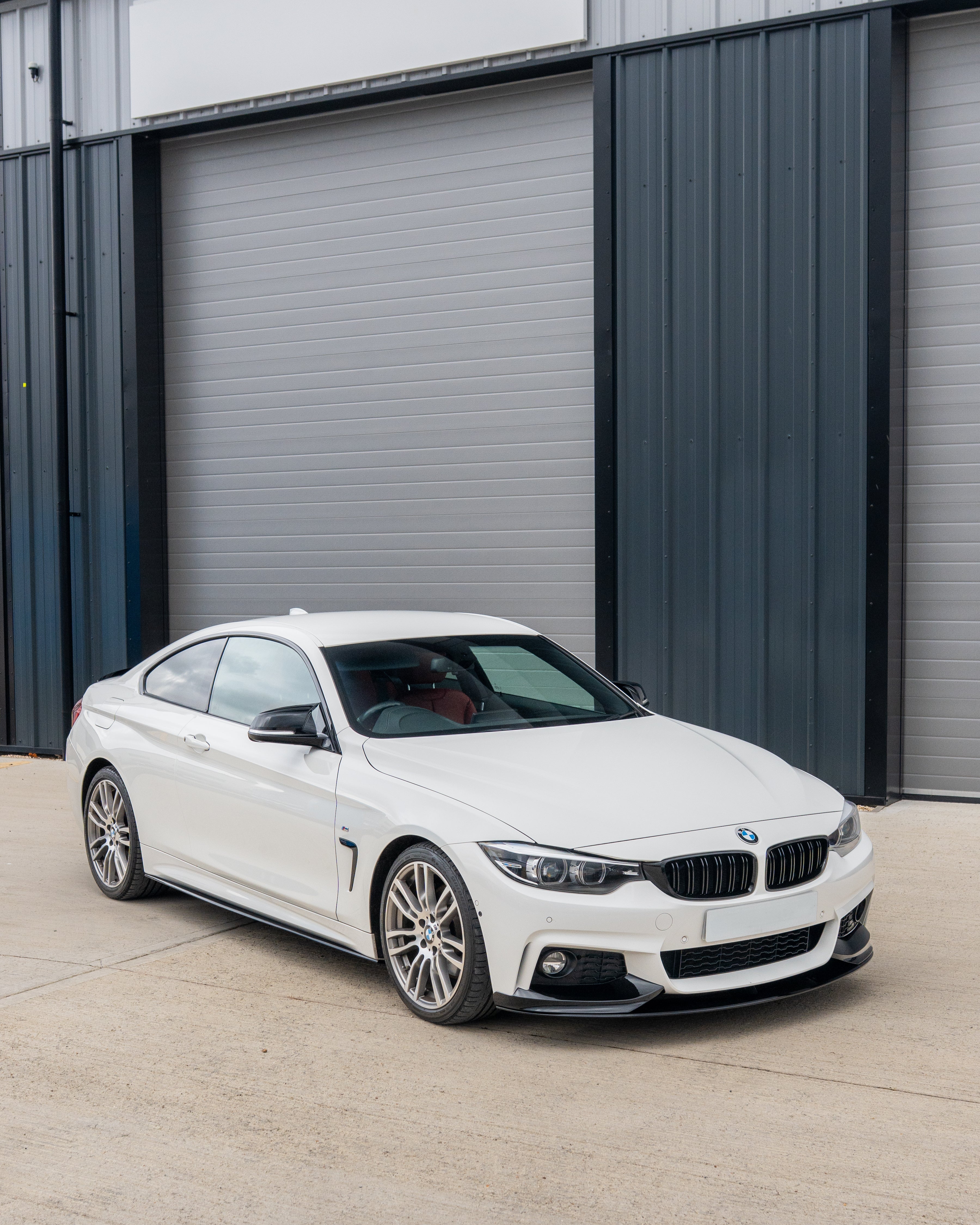 BMW 4 SERIES F32 GLOSS BLACK FULL KIT (DUAL EXHAUST) - MP STYLE - BLAK BY CT CARBON