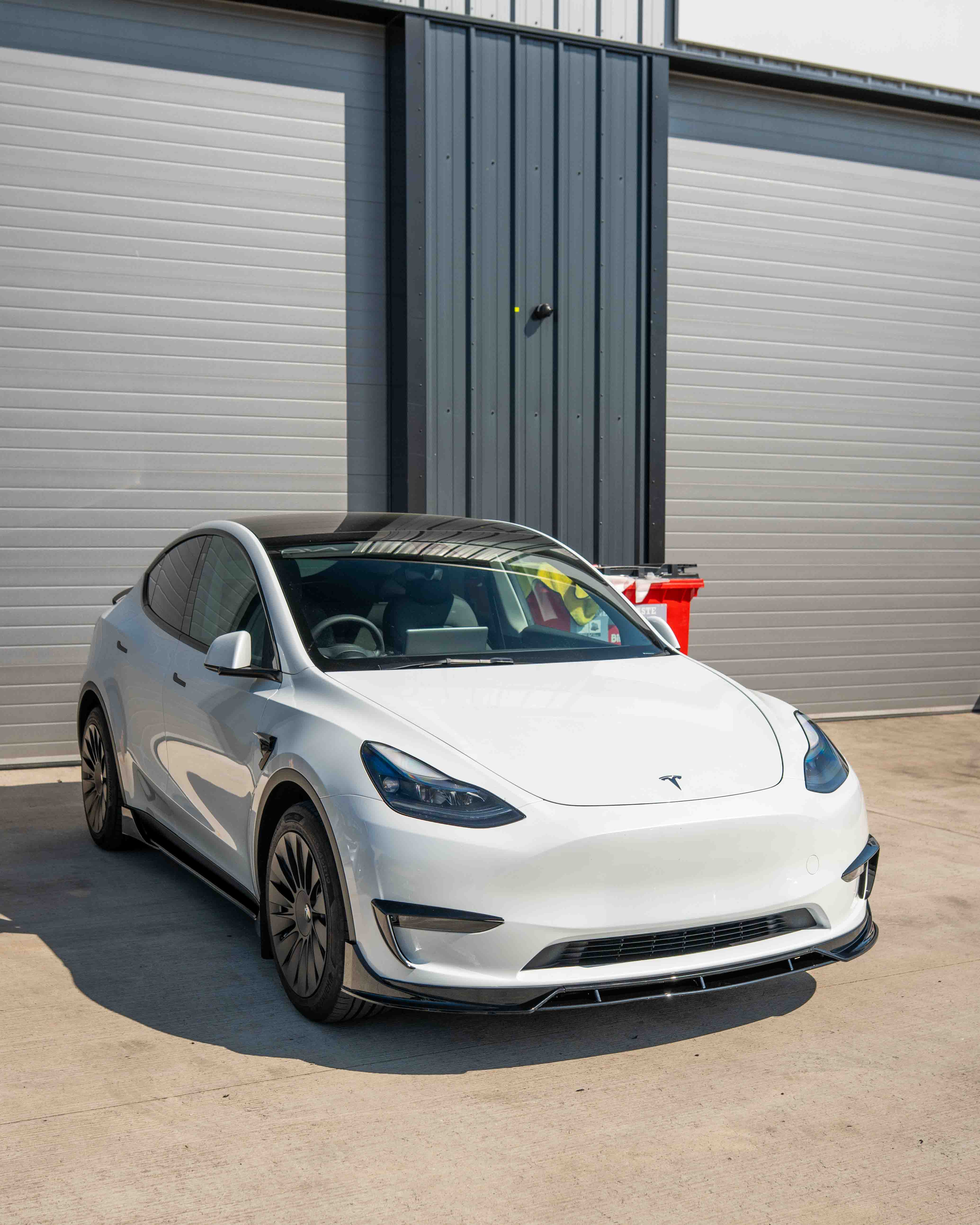 TESLA MODEL Y FULL GLOSS BLACK KIT - BLAK BY CT CARBON