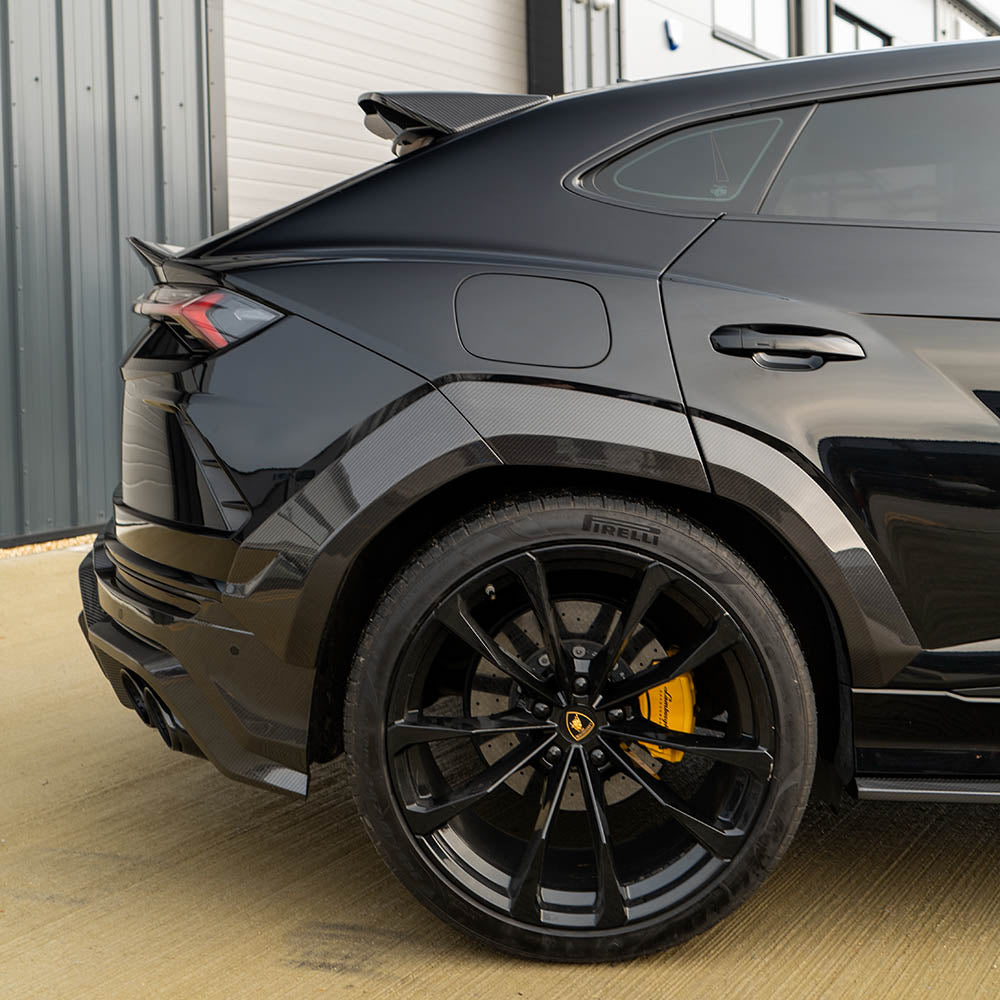 LAMBORGHINI URUS CARBON FIBRE BOOT SPOILER - CT DESIGN