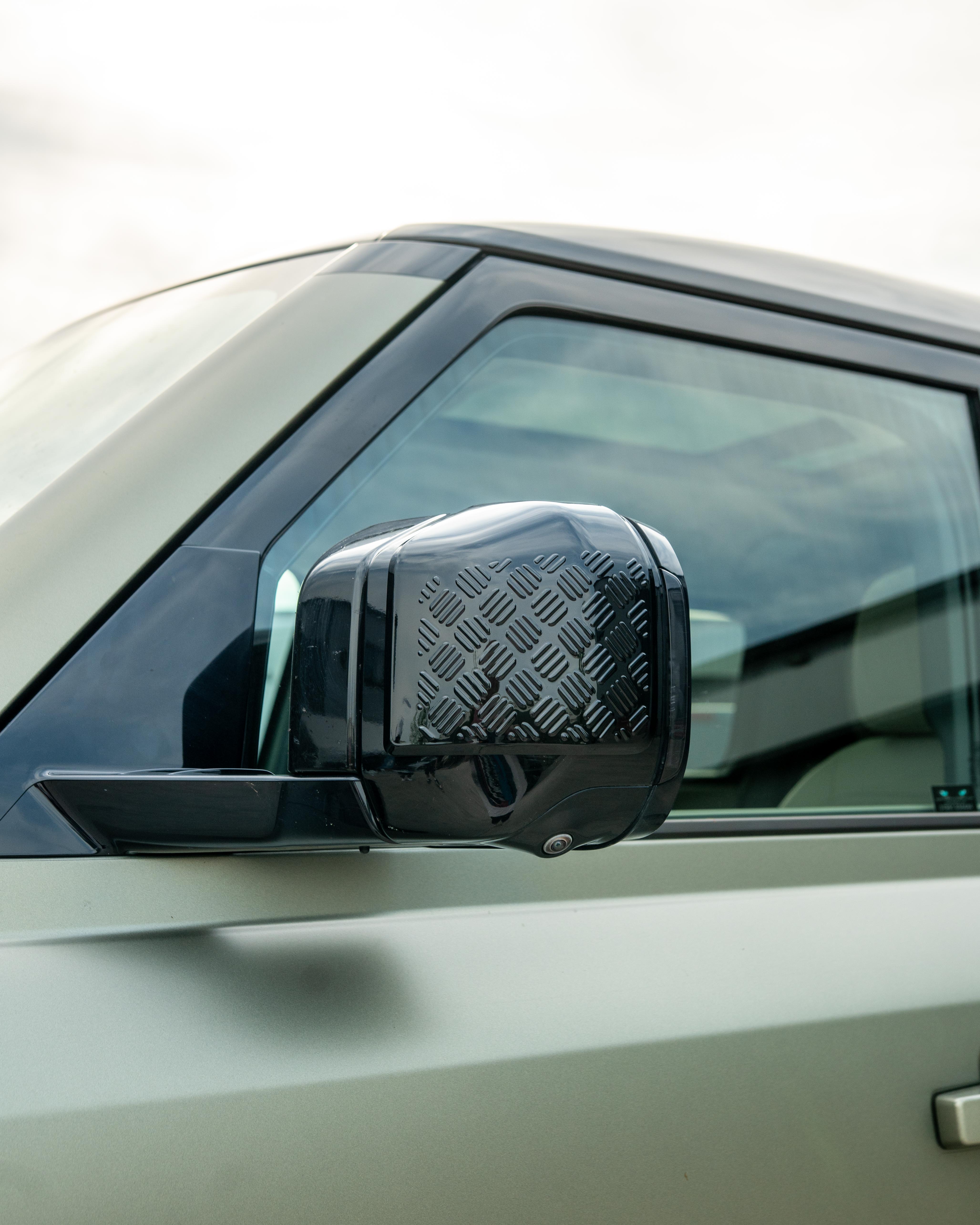 LAND ROVER DEFENDER L663 110 GLOSS BLACK ANTI SCRATCH TRIM SET