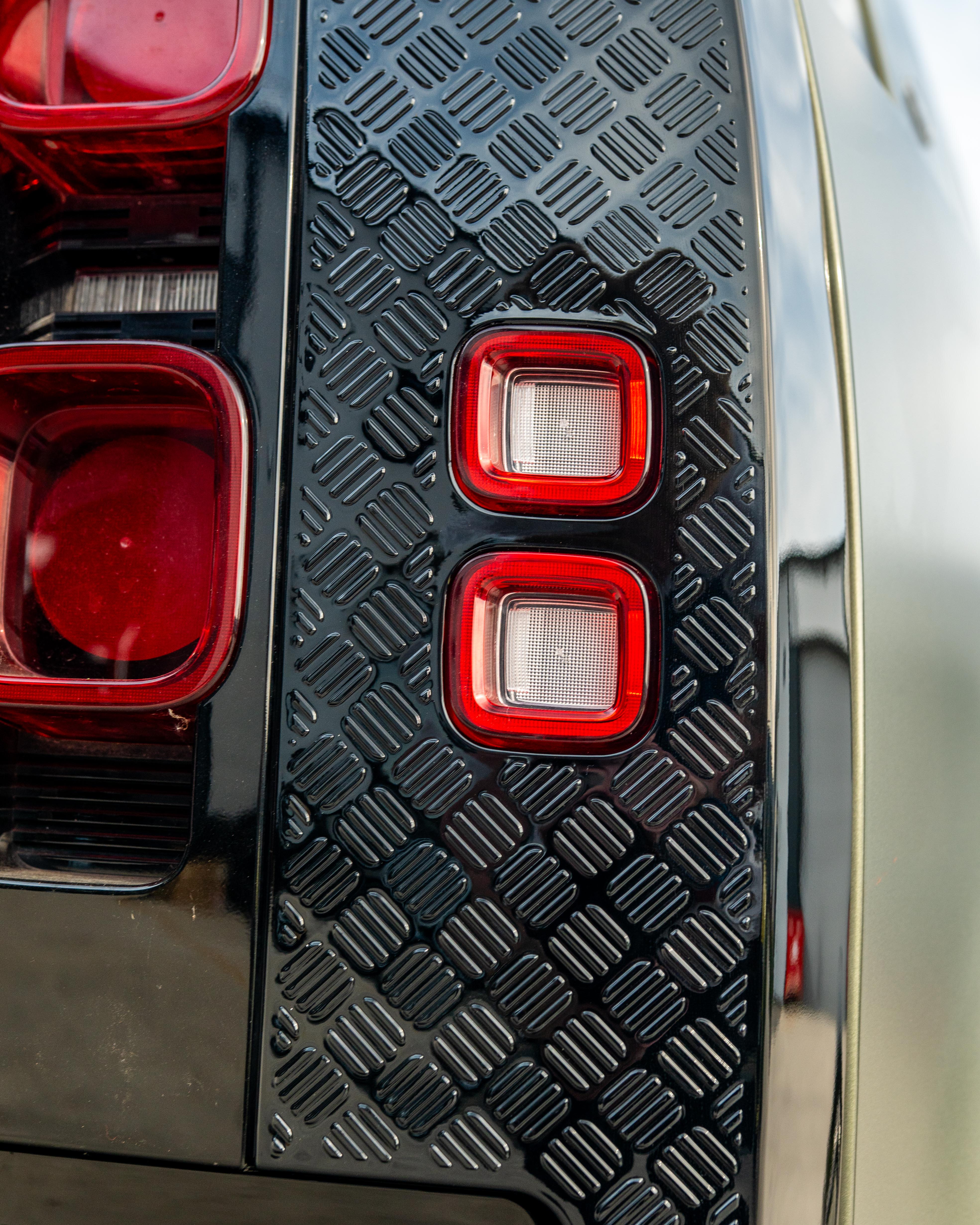 LAND ROVER DEFENDER L663 110 GLOSS BLACK ANTI SCRATCH TRIM SET