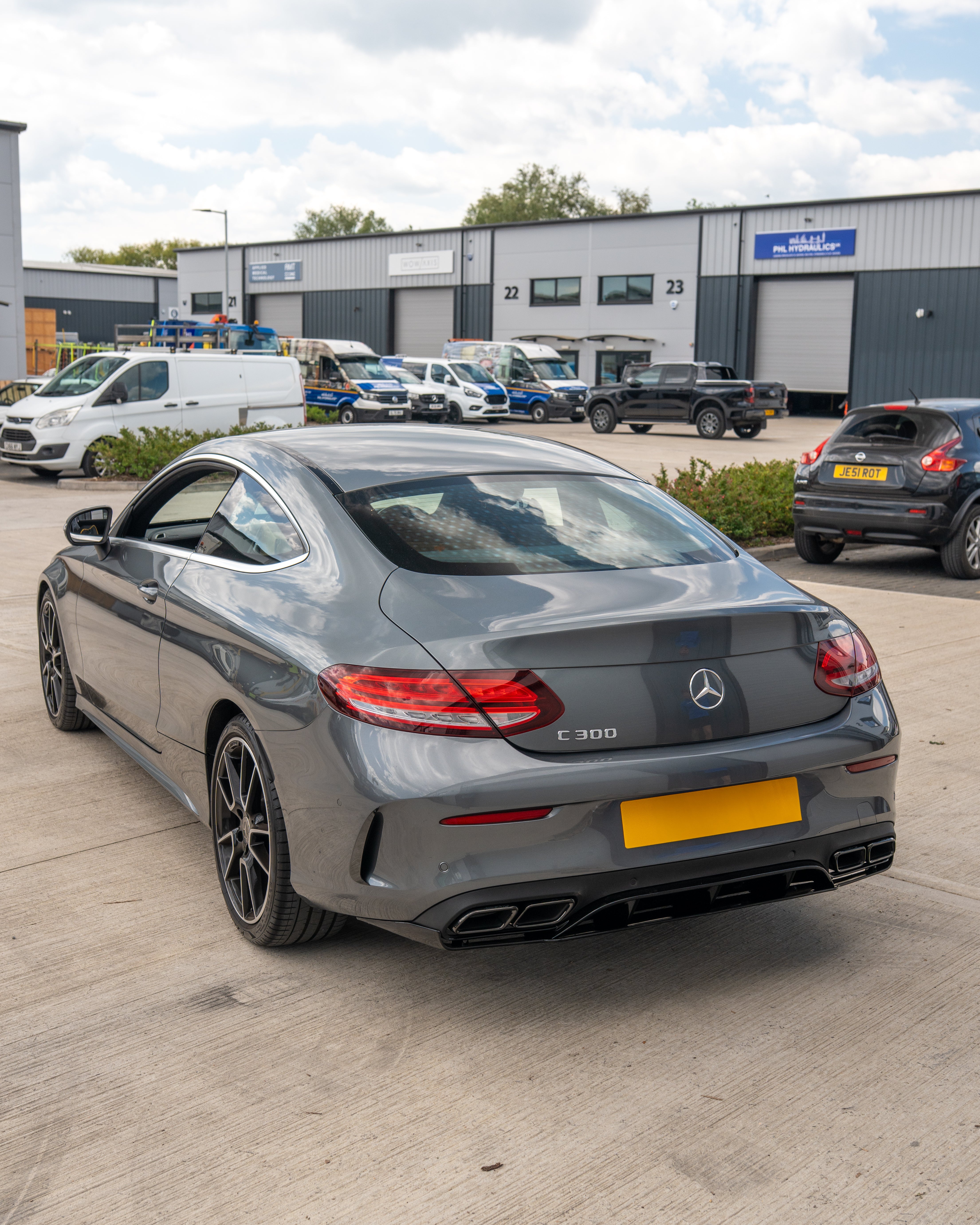 MERCEDES C-CLASS COUPE W205 GLOSS BLACK DIFFUSER & BLACK TIPS