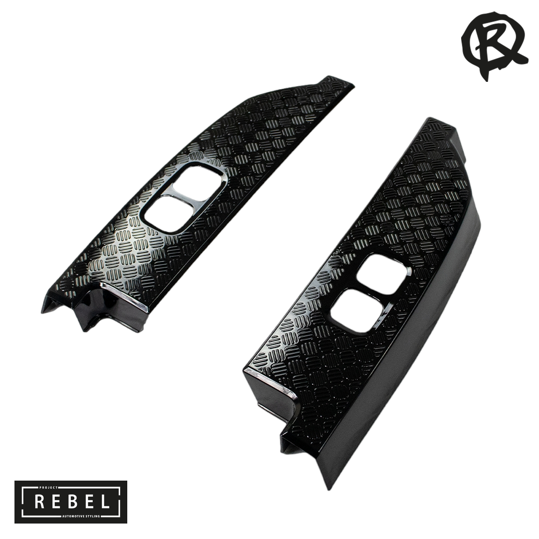 Defender L663 Chequer Plate Tail Lamp Covers - 90/110/130
